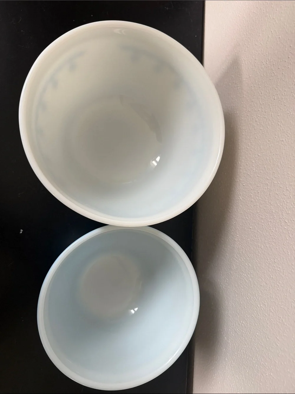 Vintage Pyrex Snowflake Blue Garland nesting mixing bowl set